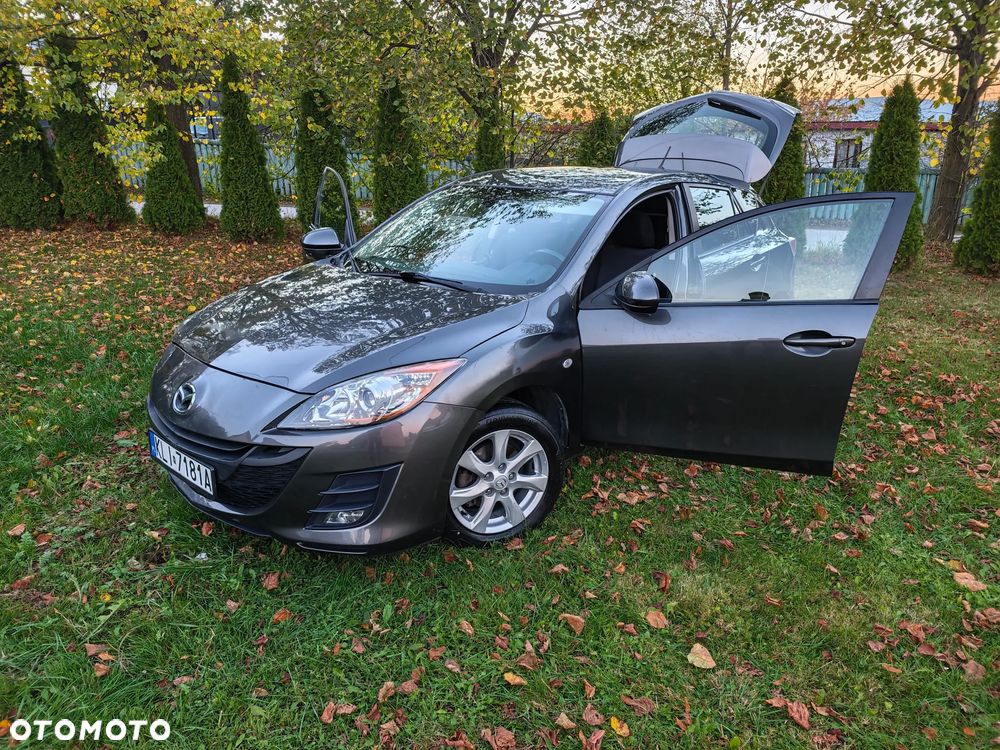 Mazda 3 - 10