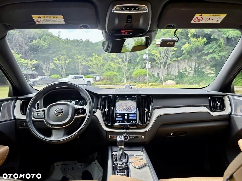 Volvo XC 60 - 8