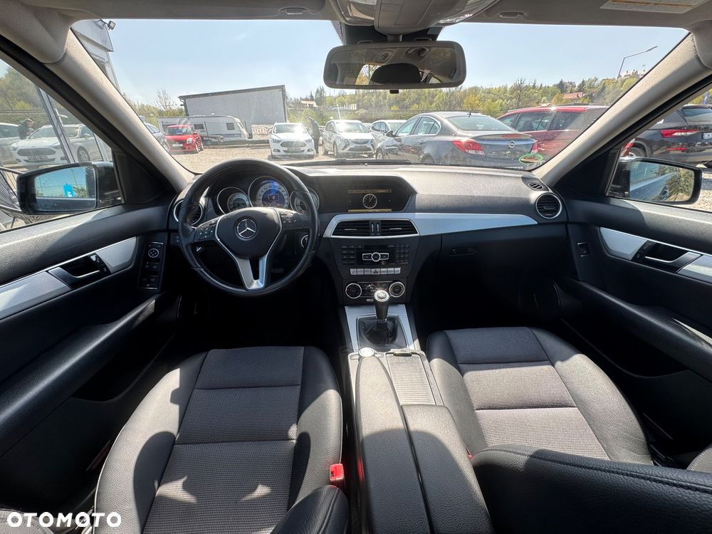 Mercedes-Benz Klasa C 220 CDI Avantgarde DPF Sport Edition + - 5