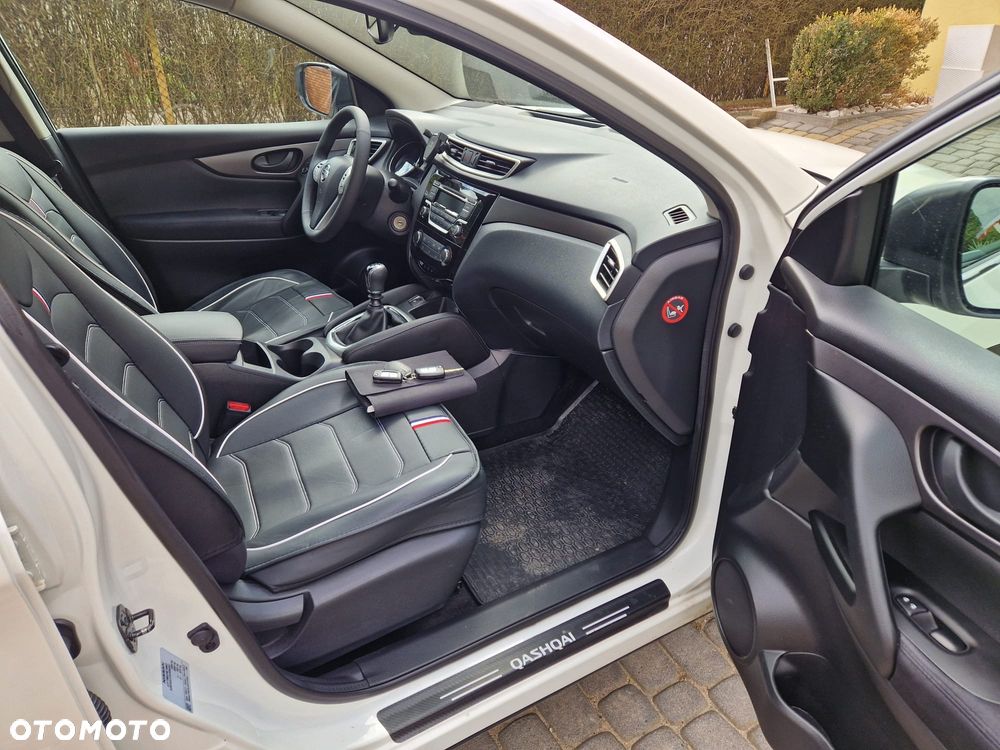 Nissan Qashqai 1.2 DIG-T Acenta EU6 - 9