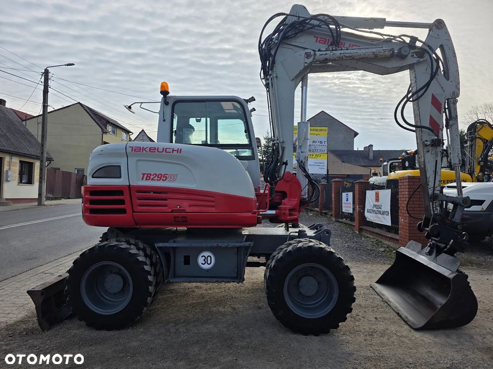 Takeuchi TB 295W - 4