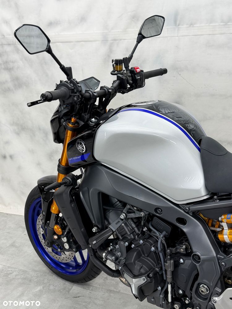 Yamaha MT - 8