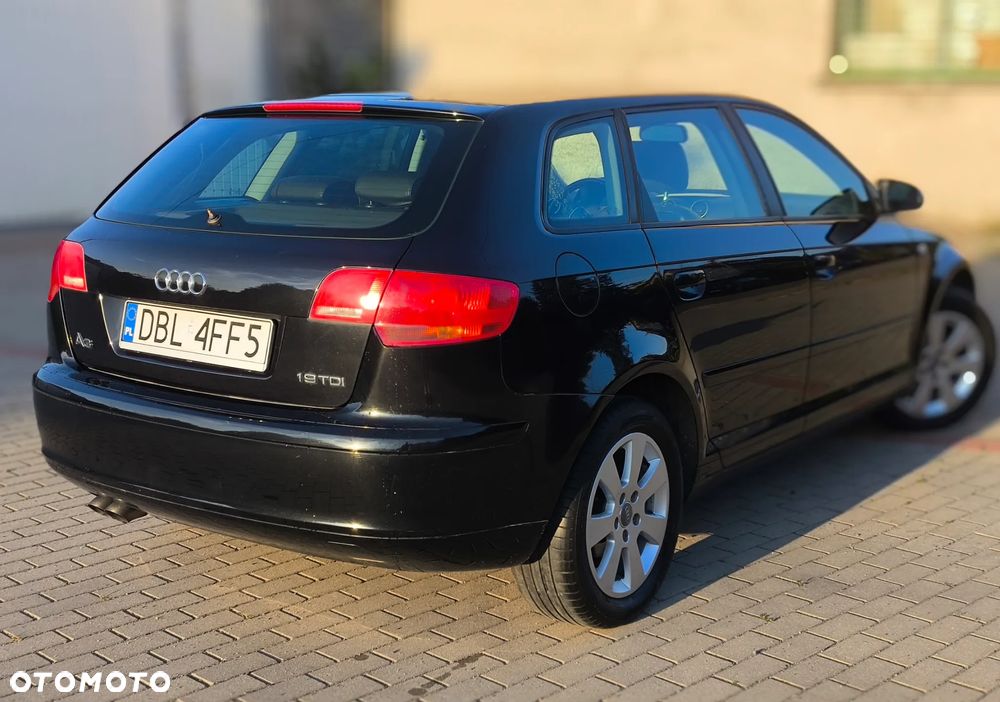 Audi A3 Sportback - 6