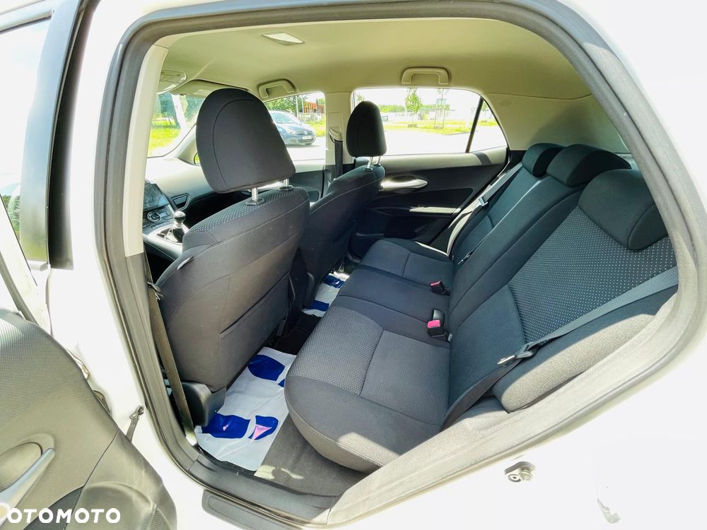 Toyota Auris 1.6 Edition - 11