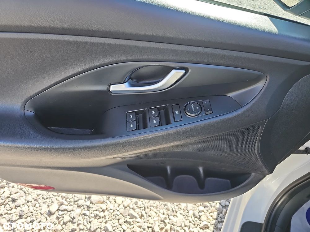 Hyundai i30 1.0 T-GDI Modern - 10