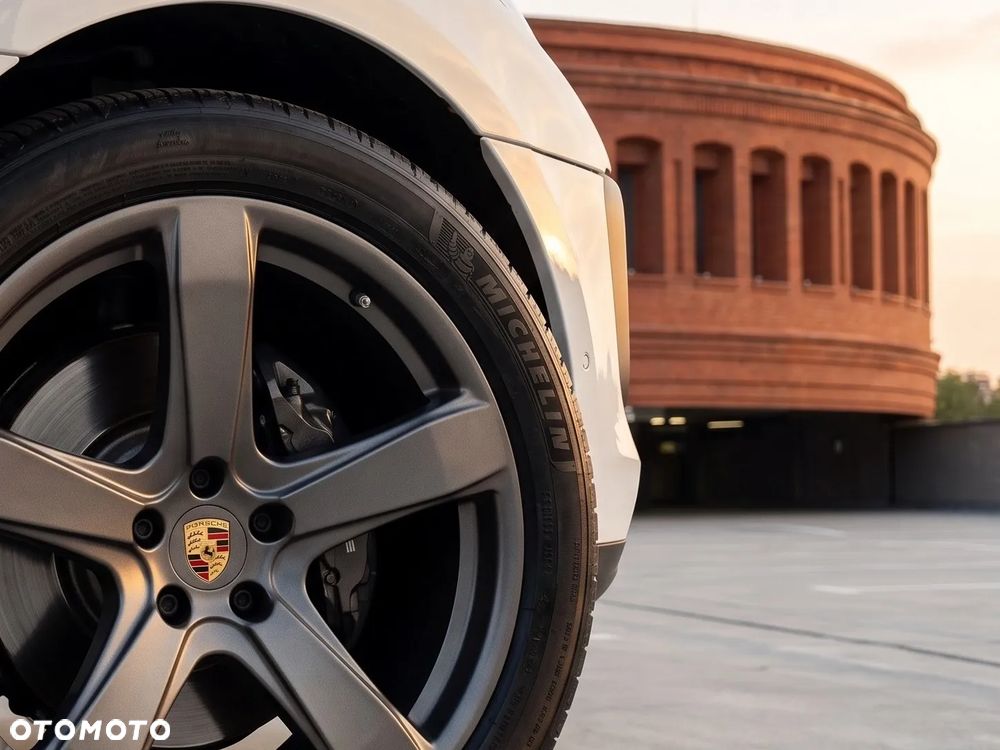 Porsche Macan Standard - 8