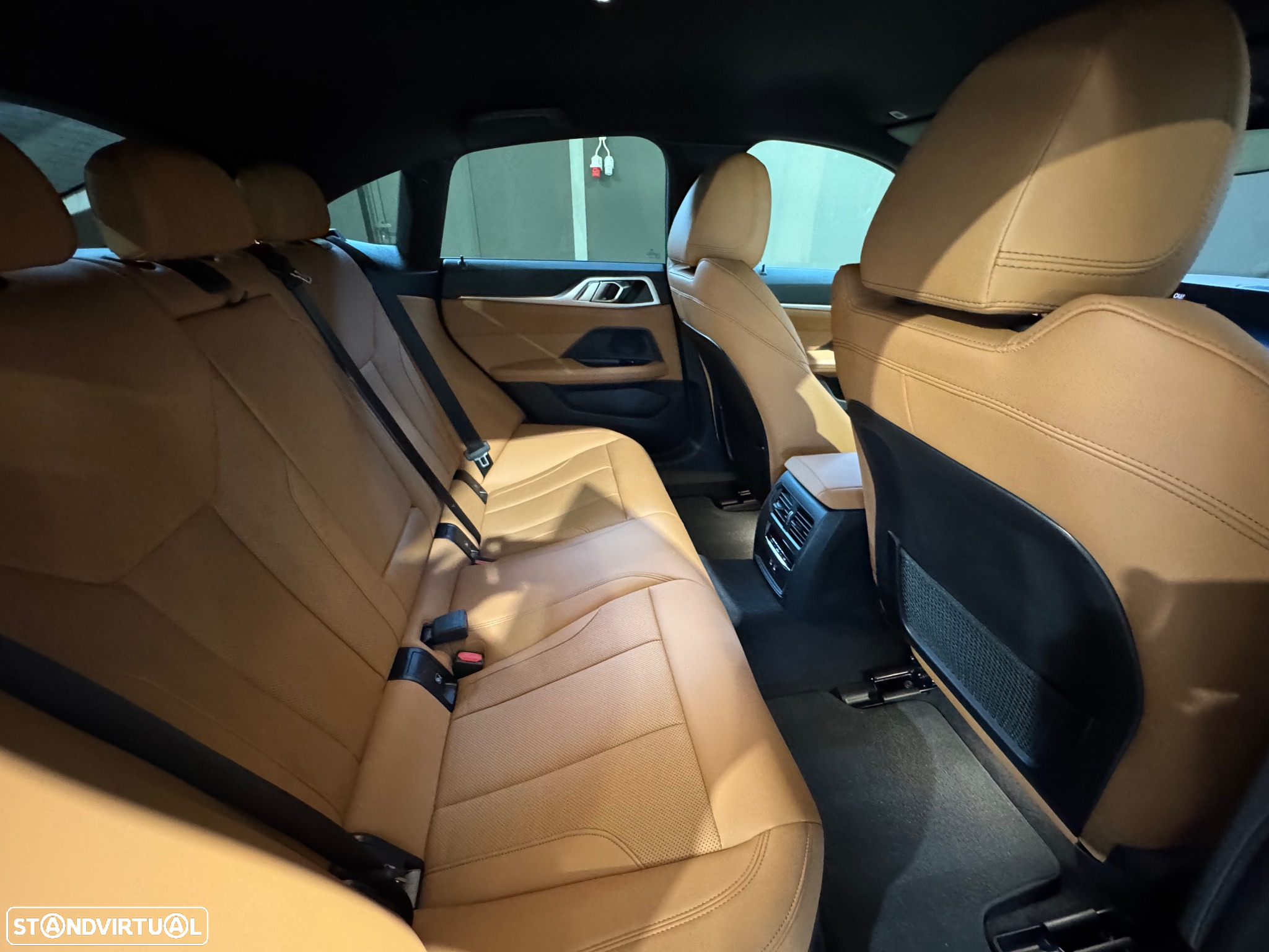 BMW i4 eDrive40 Pack Desportivo M - 18
