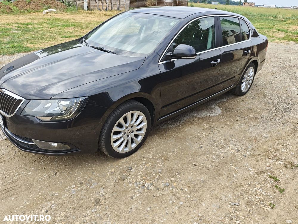 Skoda Superb 2.0 TDI Elegance - 5