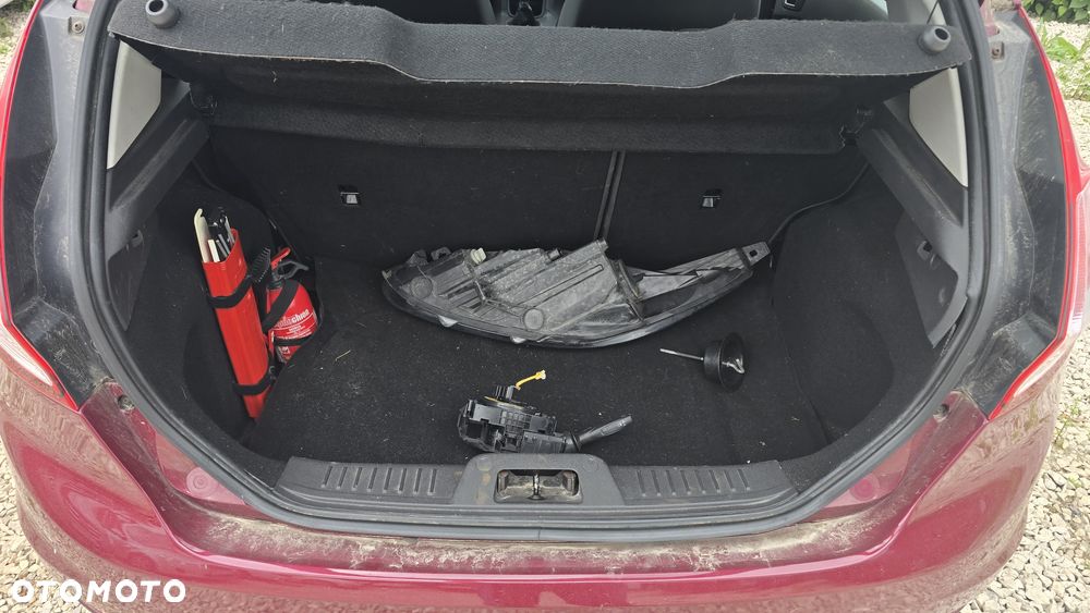 Ford Fiesta - 17