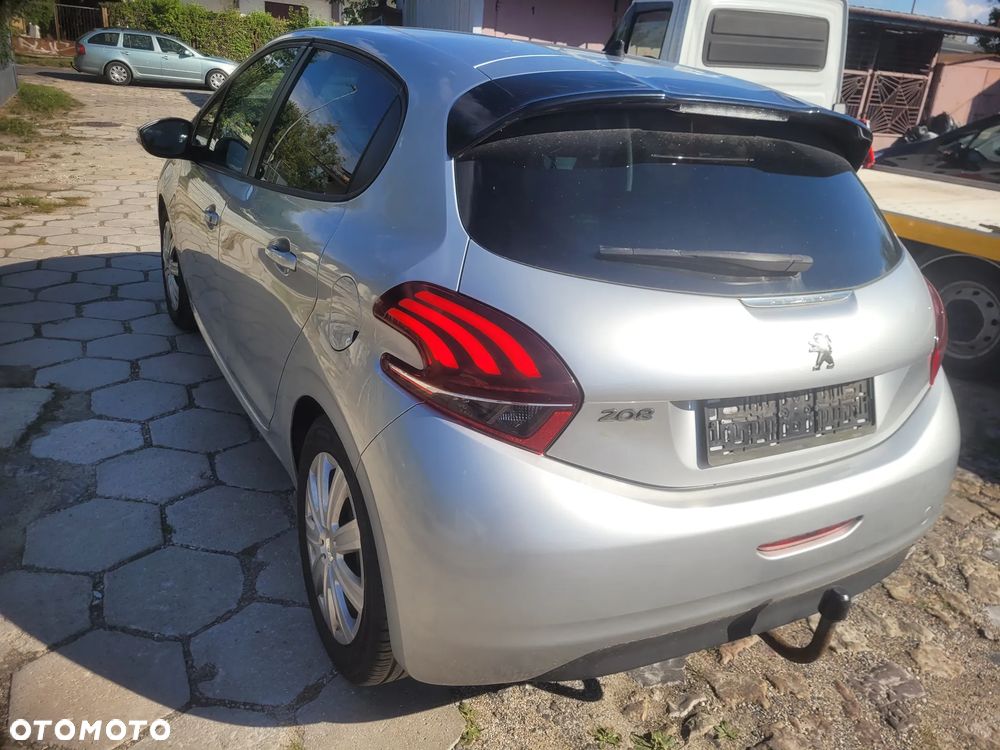 Peugeot 208 Blue-HDi 100 Stop&Start Allure - 4