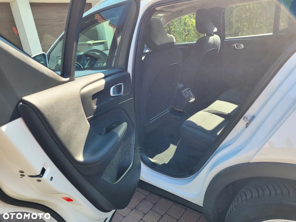 Volvo XC 40 T2 Momentum - 15
