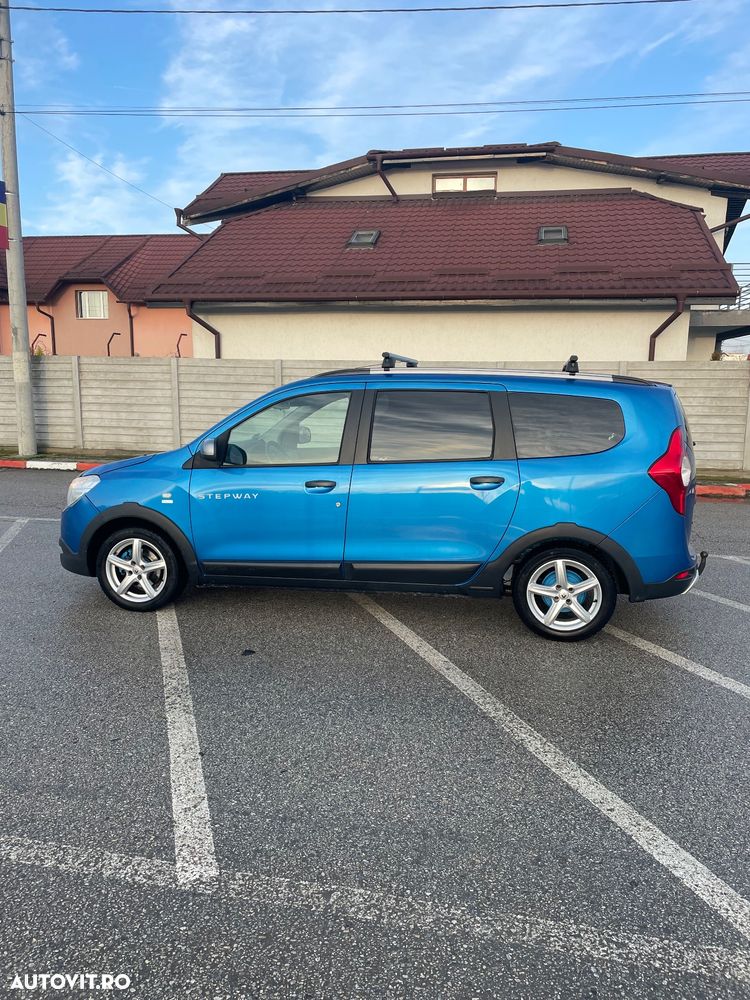 Dacia Lodgy 1.5 dCi Stepway - 4