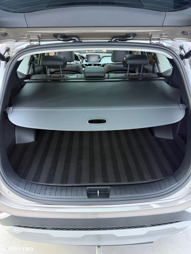 Hyundai Santa Fe 2.2 CRDi 4WD 8AT Luxury - 31