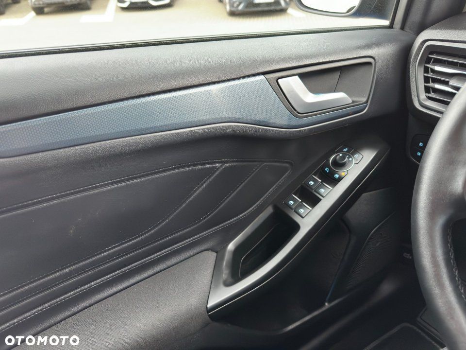 Ford Focus - 19