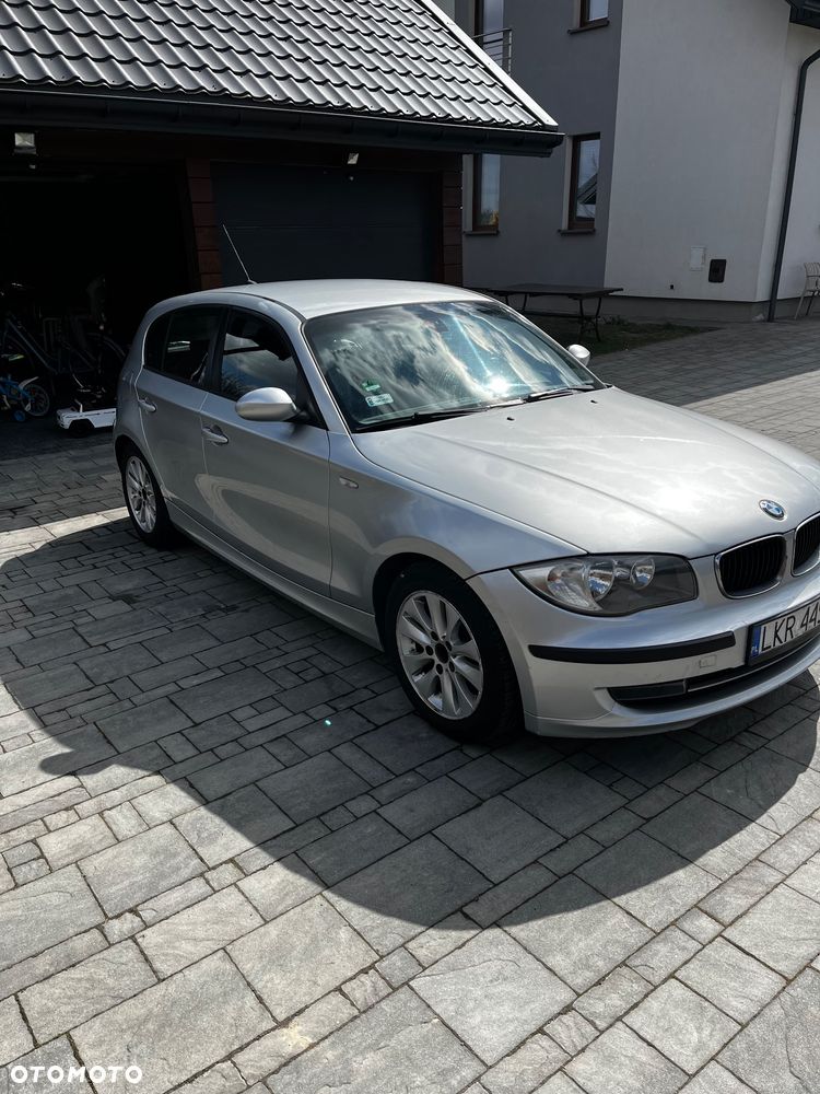 BMW Seria 1 118d DPF - 4