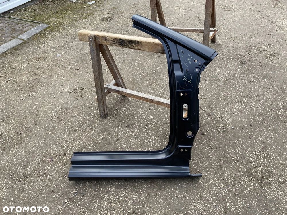 PRÓG PRAWY SŁUPEK VW UP 3D 3 DRZWI NOWY ORYGINALNY 1S3809606 - 1