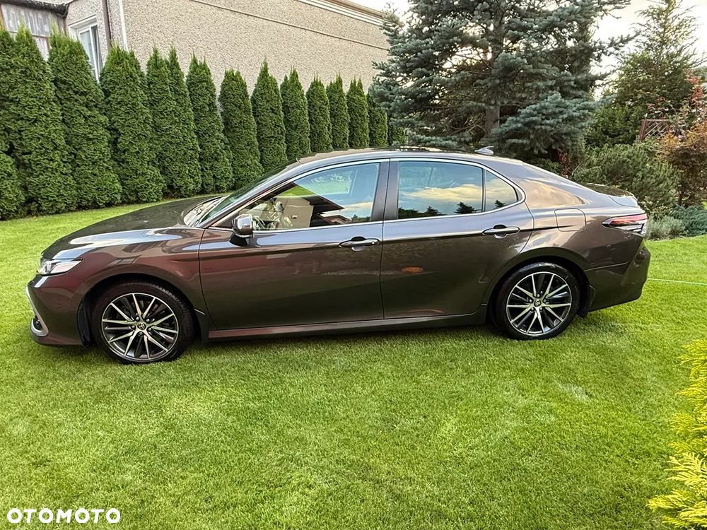 Toyota Camry 2.5 Hybrid Prestige CVT - 3