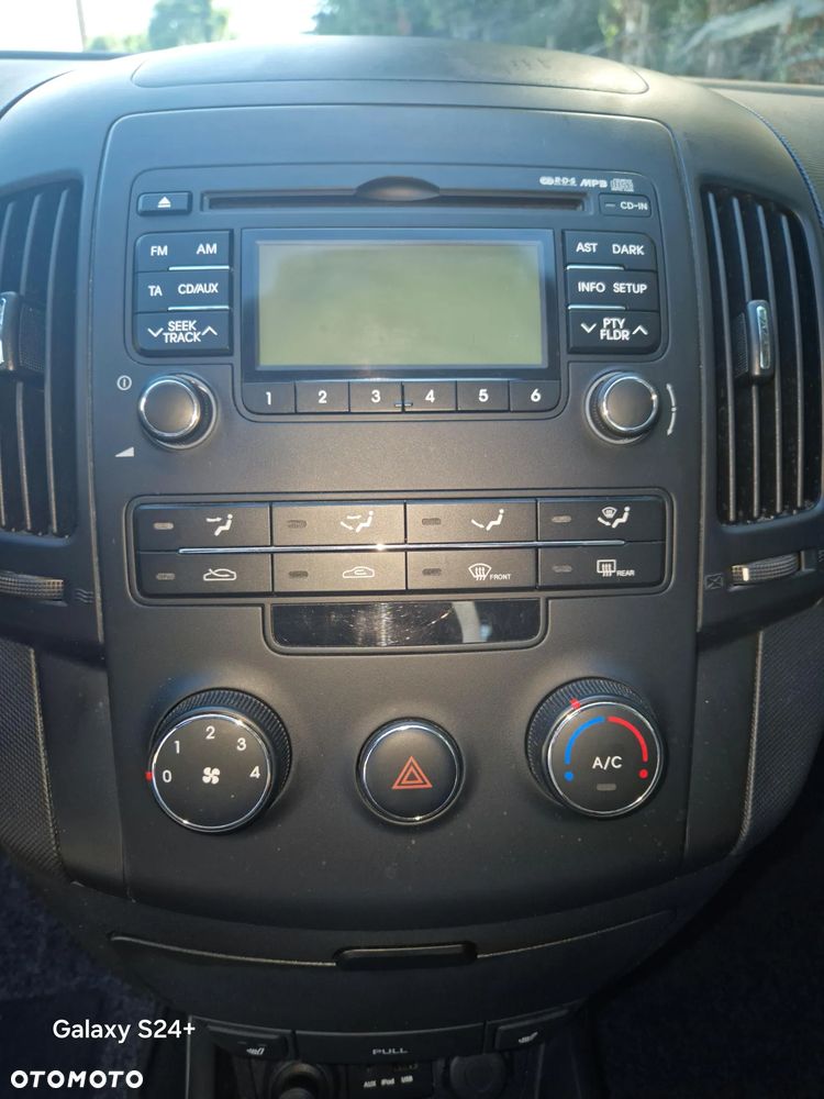 Hyundai i30 i30cw 1.4 UEFA EURO 2012 Edition - 17