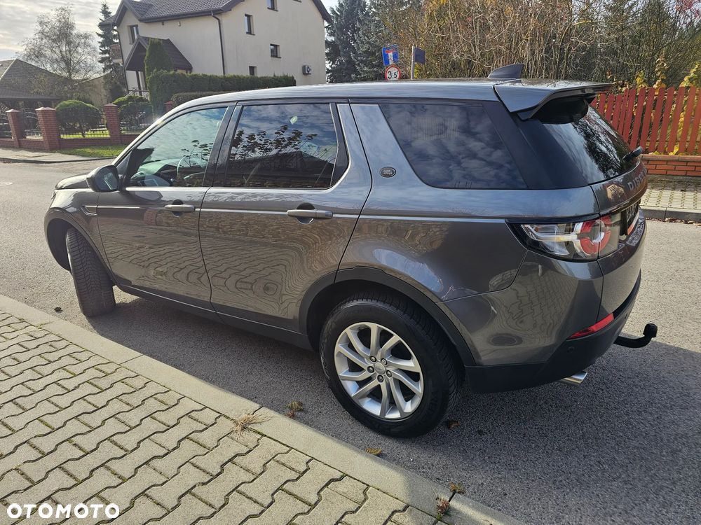 Land Rover Discovery Sport 2.0 D150 - 12