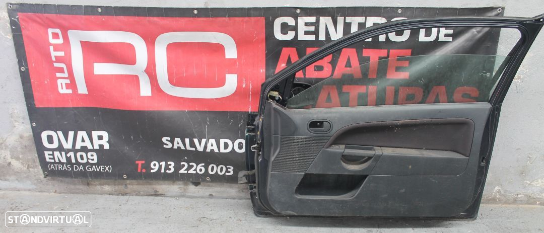 Porta da Frente do Lado Direito Ford Fiesta - 2
