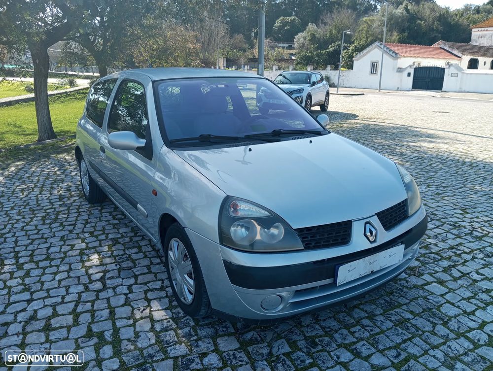 Renault Clio - 13