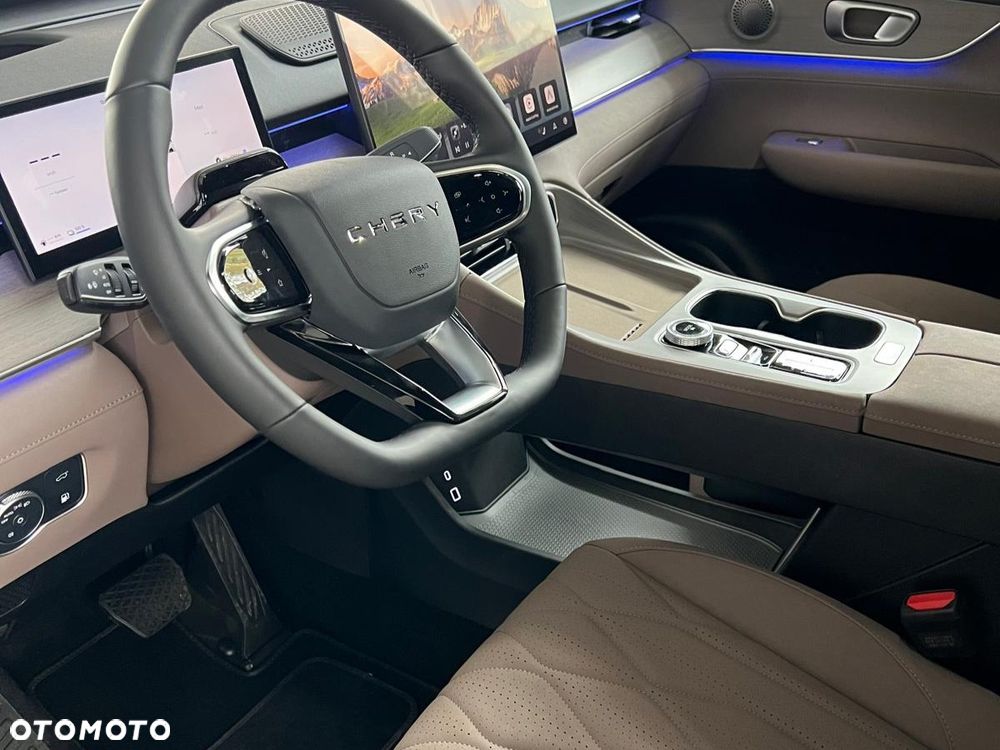 Chery Tiggo 8 1.5 T-GDI Super Hybrid Prestige DCT - 18