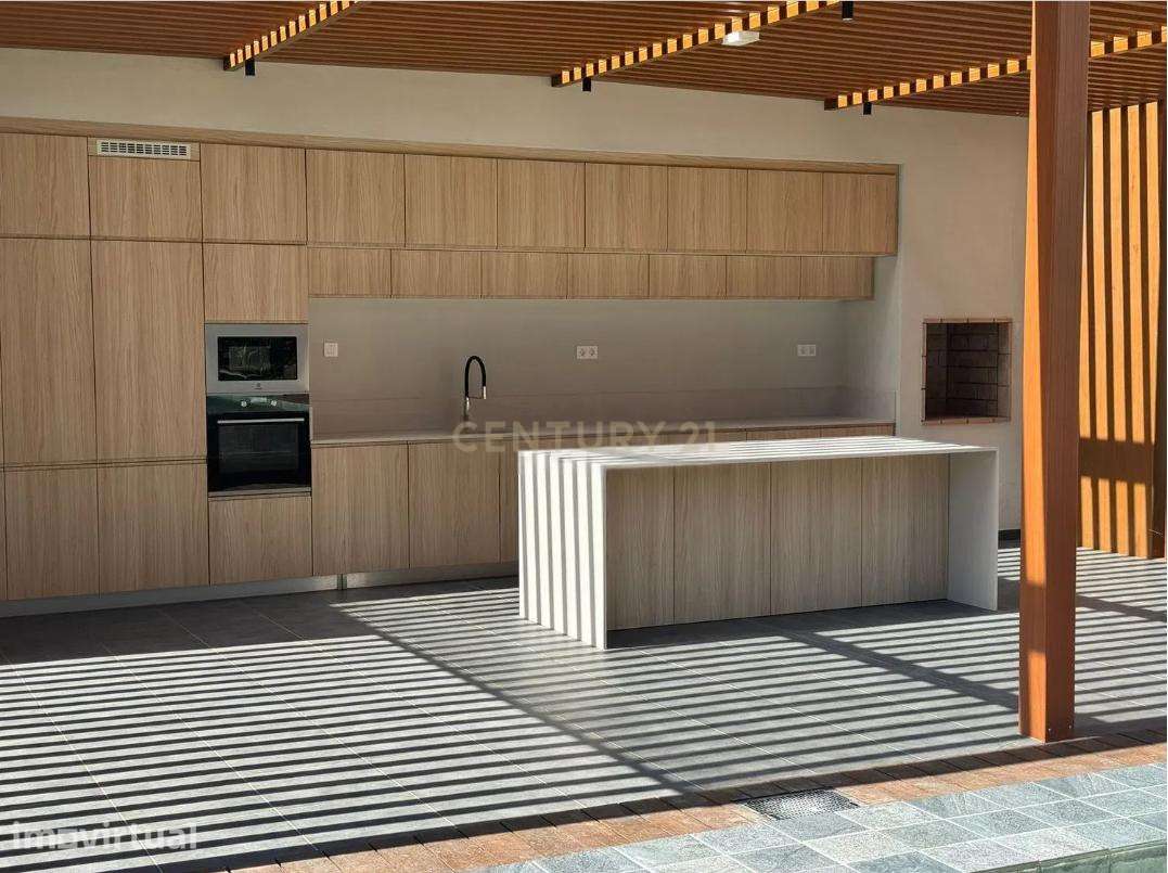 T3 Novo em Condomínio Monview com piscina, ginásio, sauna - Grande imagem: 3/16