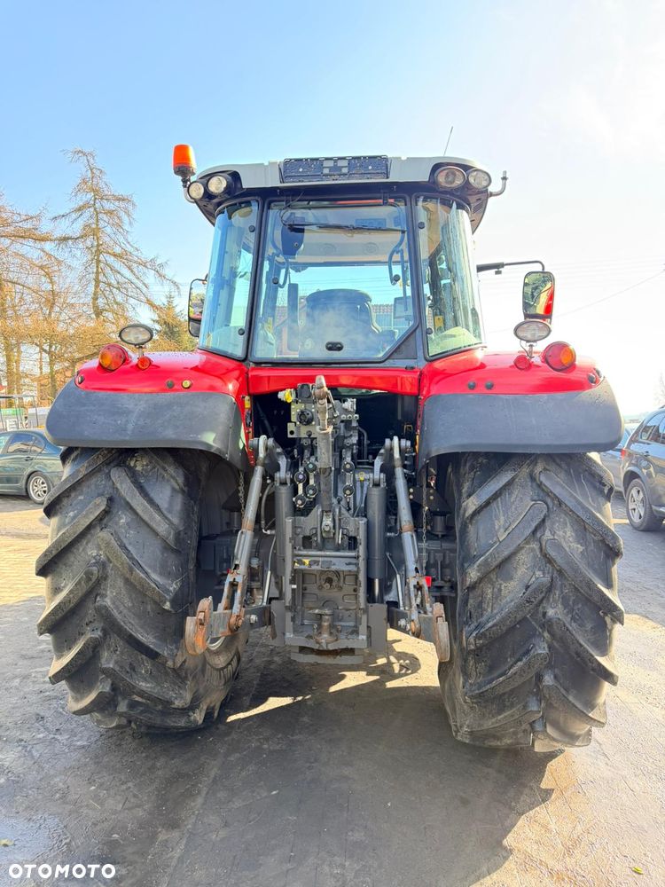Massey Ferguson 7718S - 18