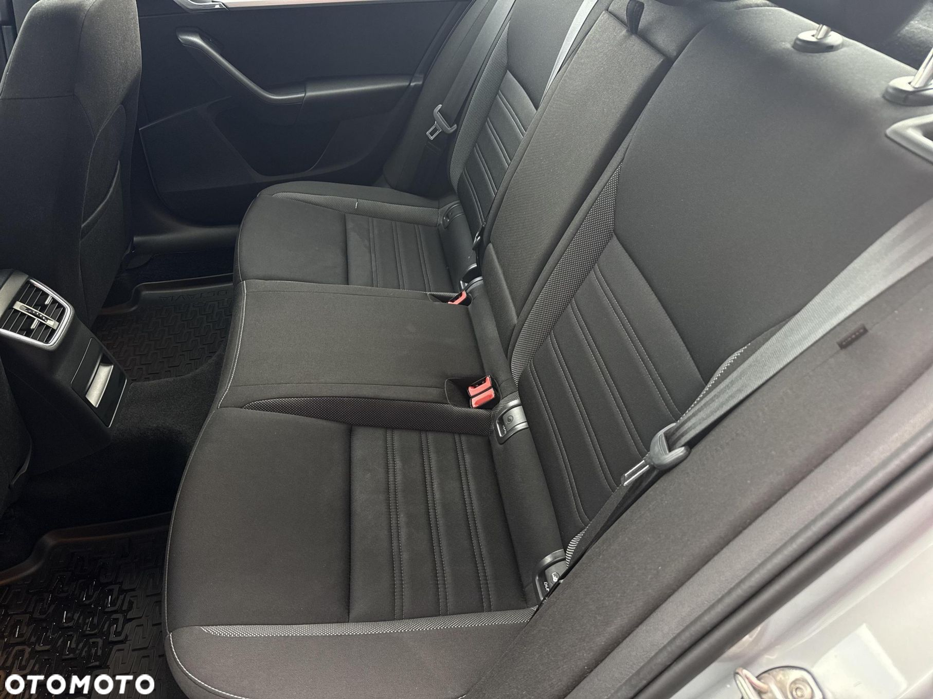 Skoda Octavia 1.5 TSI GPF ACT Ambition - 16