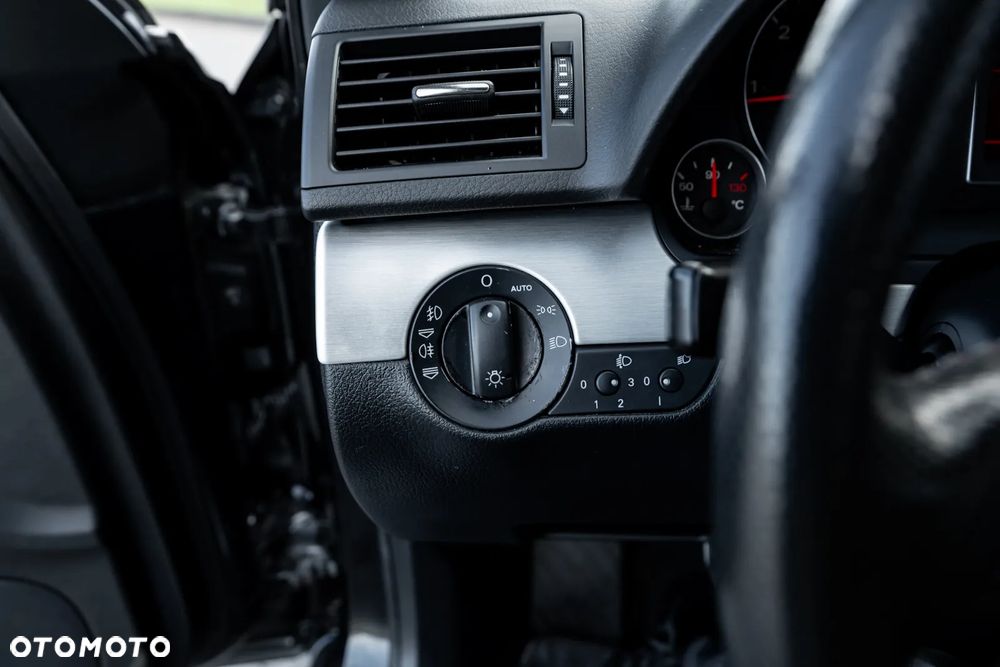 Audi A4 Limousine 2.7 TDI DPF - 32