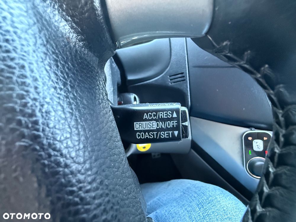 Mitsubishi Grandis - 36