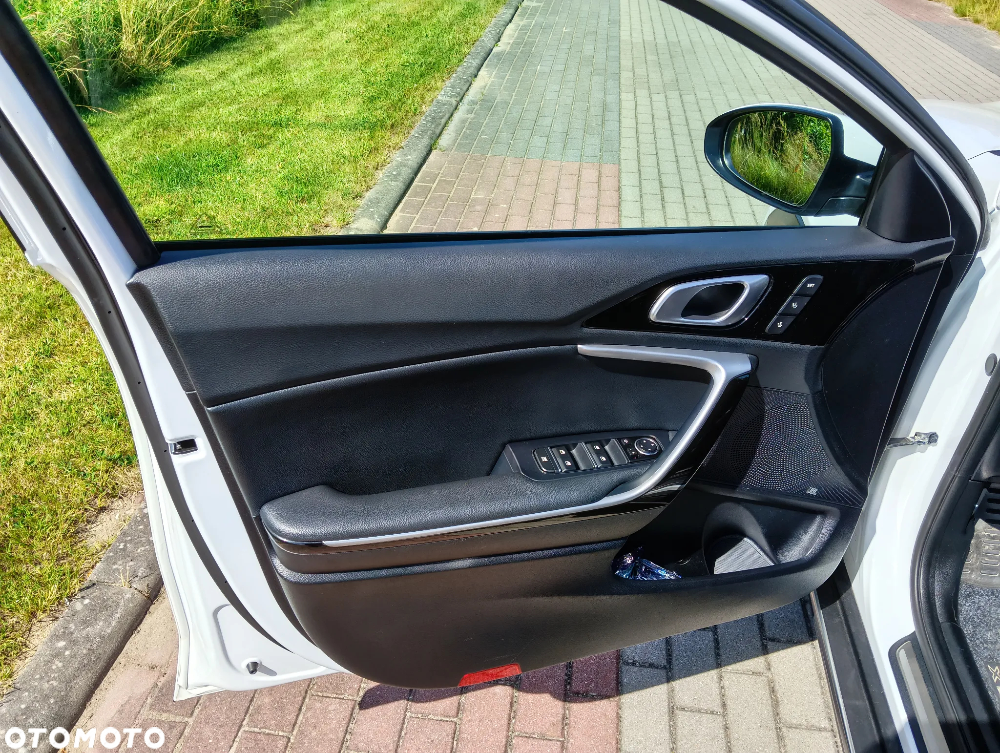 Kia XCeed 1.6 CRDi DCT7 PLATINUM EDITION - 18