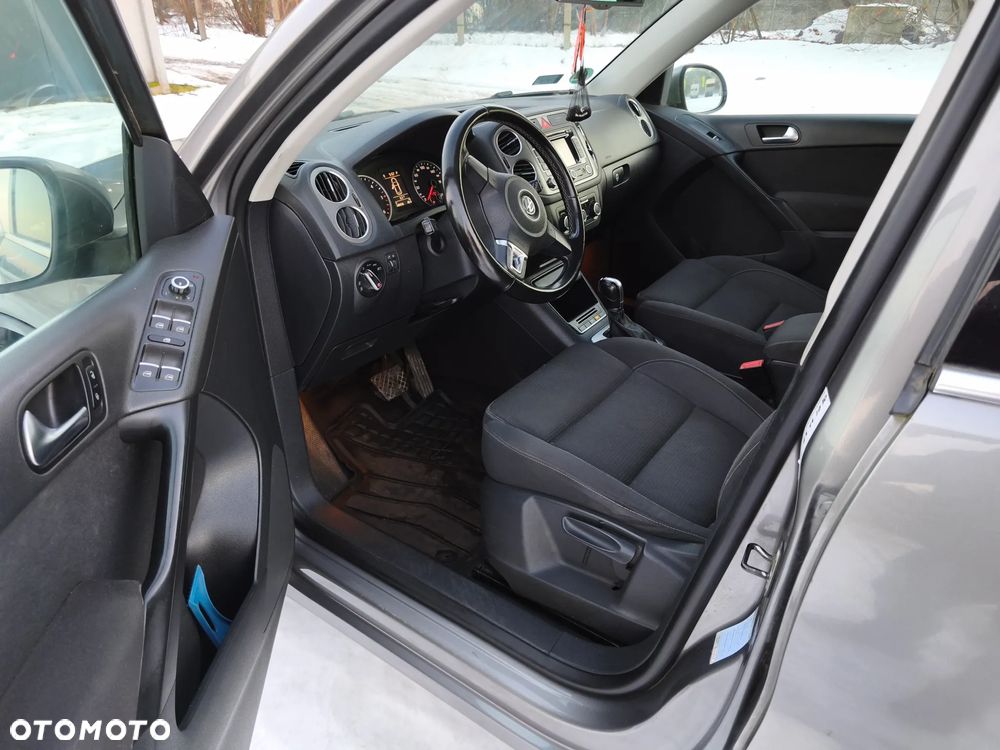 Volkswagen Tiguan - 8