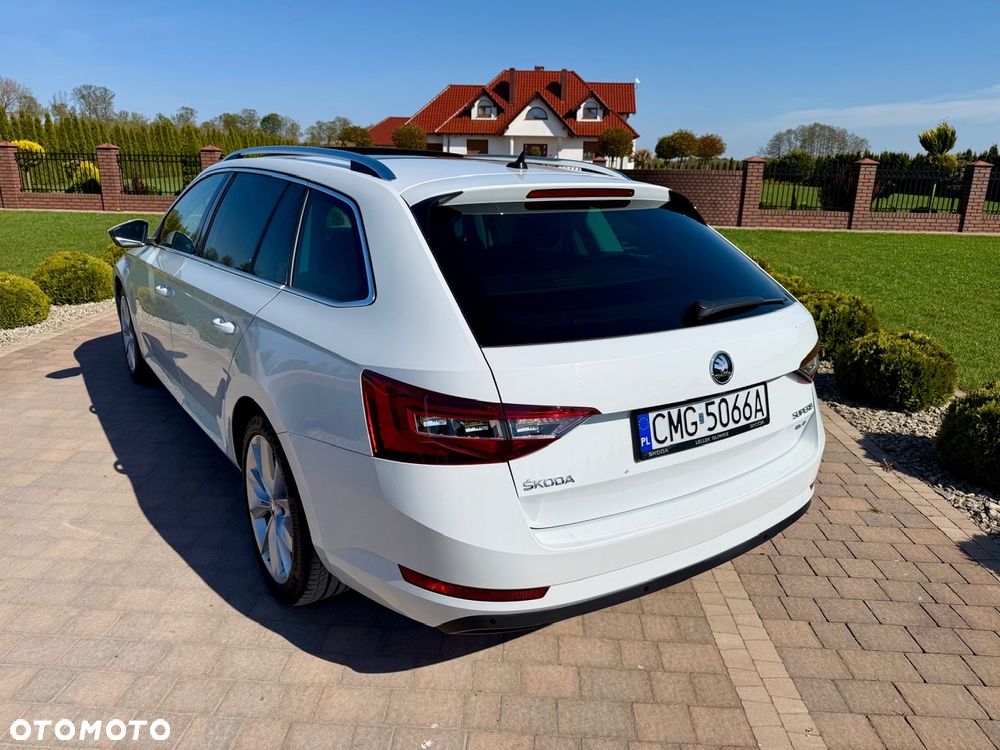 Skoda Superb 2.0 TDI DSG L&K - 16