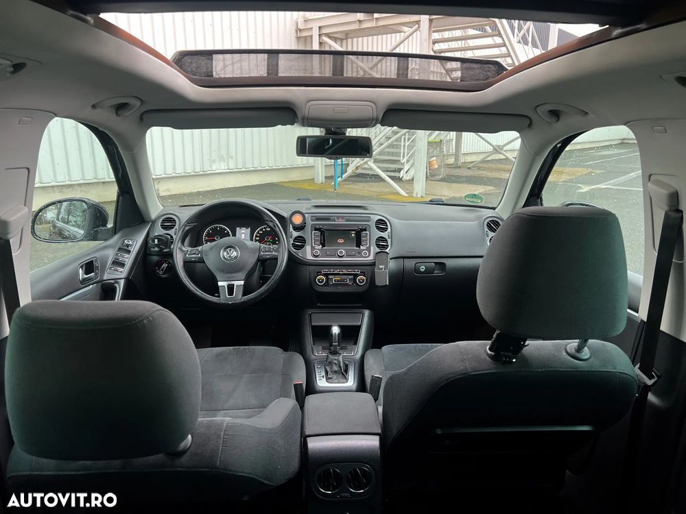 Volkswagen Tiguan 2.0 TDI DPF 4Motion BlueMotion Technology DSG Lounge Sport & Style - 26