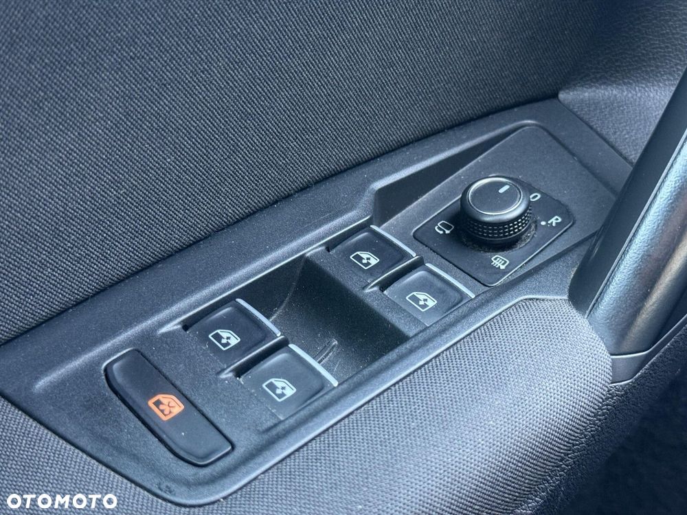 Volkswagen Tiguan - 26