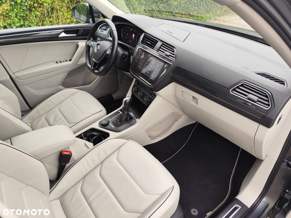Volkswagen Tiguan Allspace - 16