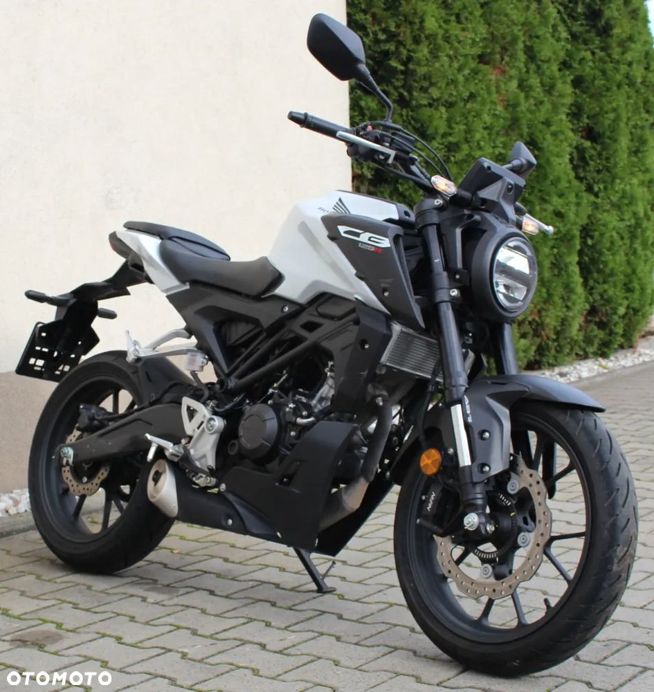 Honda CBF - 16