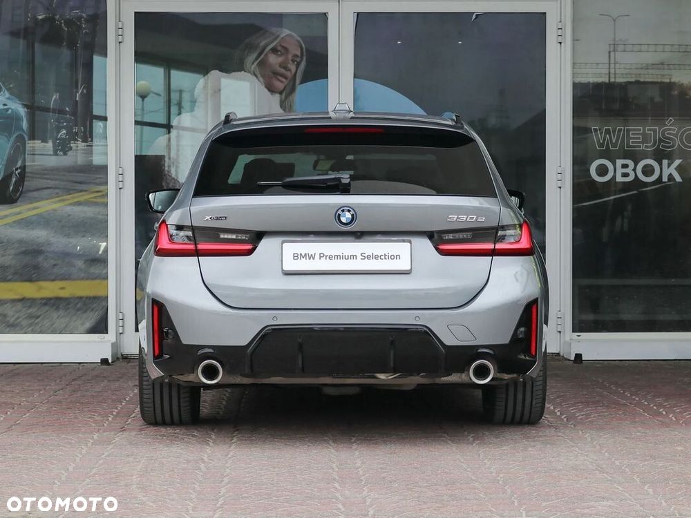 BMW Seria 3 330e xDrive M Sport sport - 5