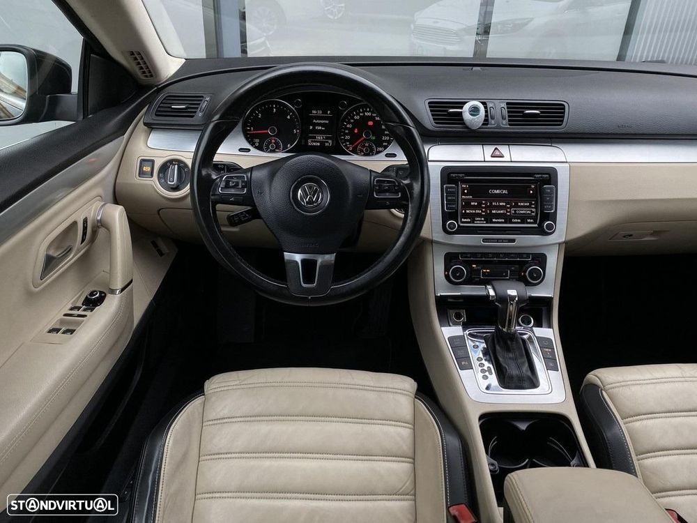 VW Passat CC 2.0 TDi BlueMotion DSG - 4