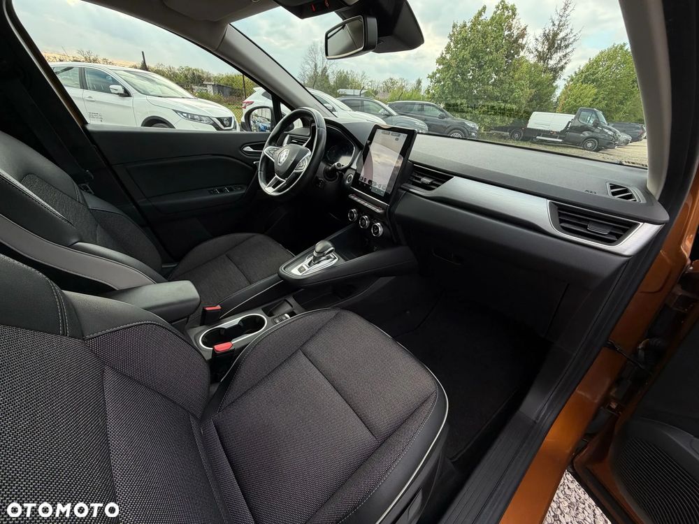 Renault Captur TCe 155 EDC GPF INTENS - 23