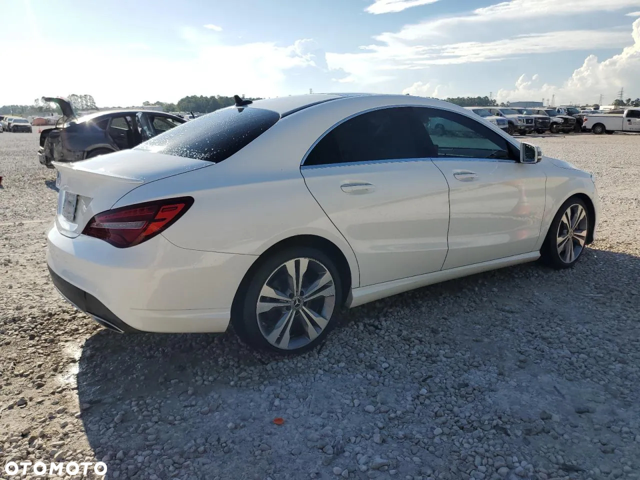 Mercedes-Benz CLA 250 4-Matic - 3