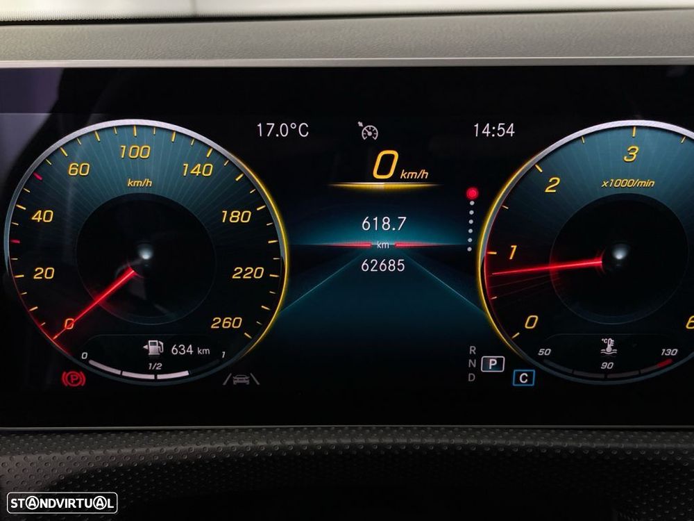 Mercedes-Benz CLA 220 d Shooting Brake AMG Line Aut. - 9