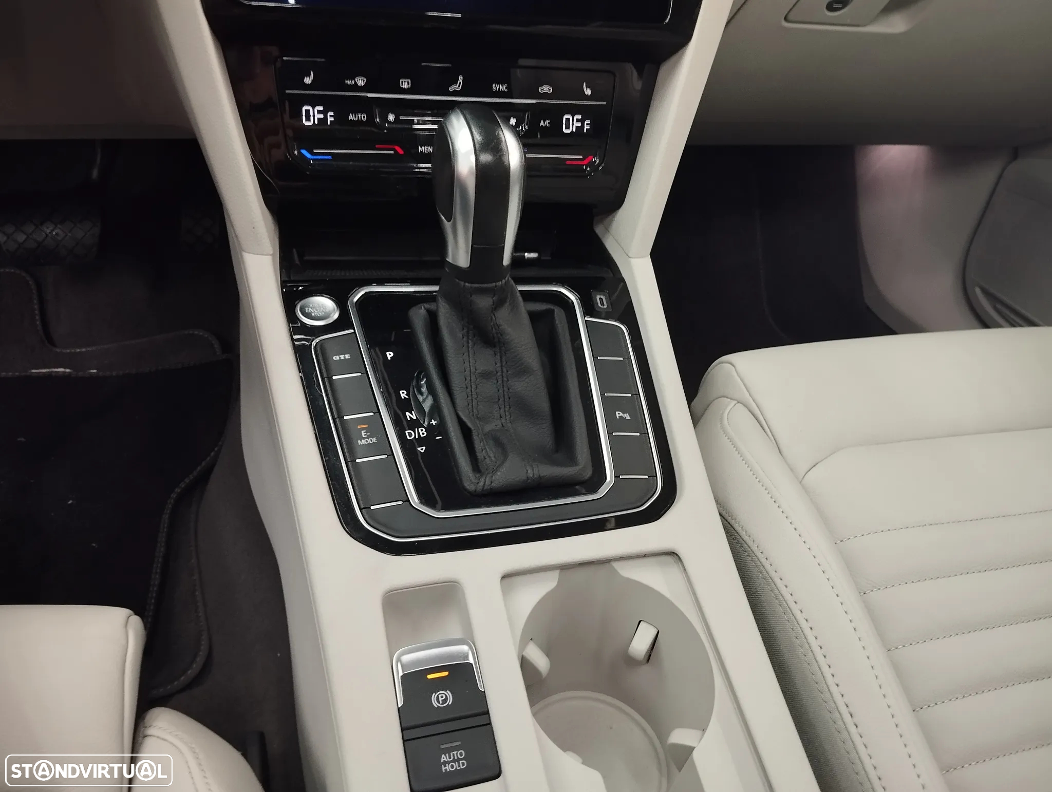 VW Passat Variant 1.4 TSI GTE Plug-in - 44