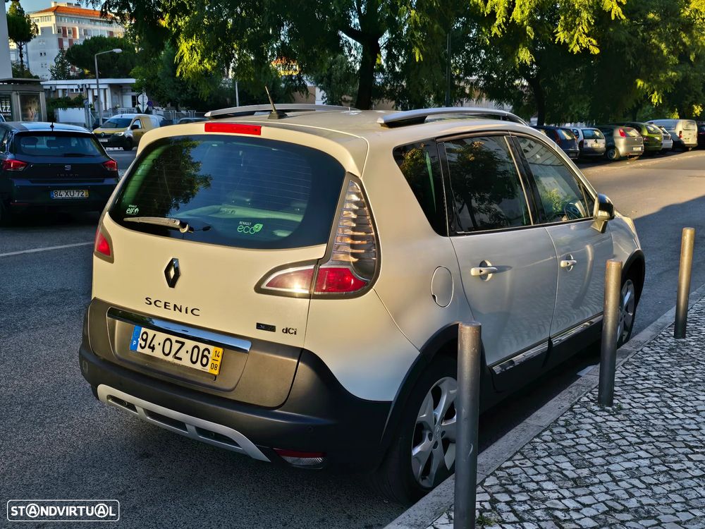 Renault Scénic XMOD 1.5 dCi Sport SS - 19
