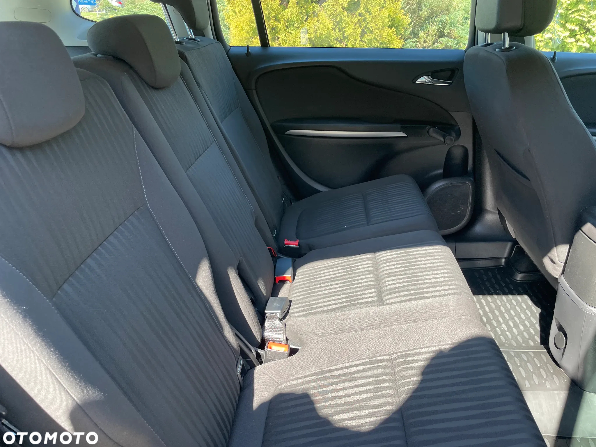 Opel Zafira Tourer 1.6 ECOTEC DIT ecoFLEX Start/Stop Innovation - 17