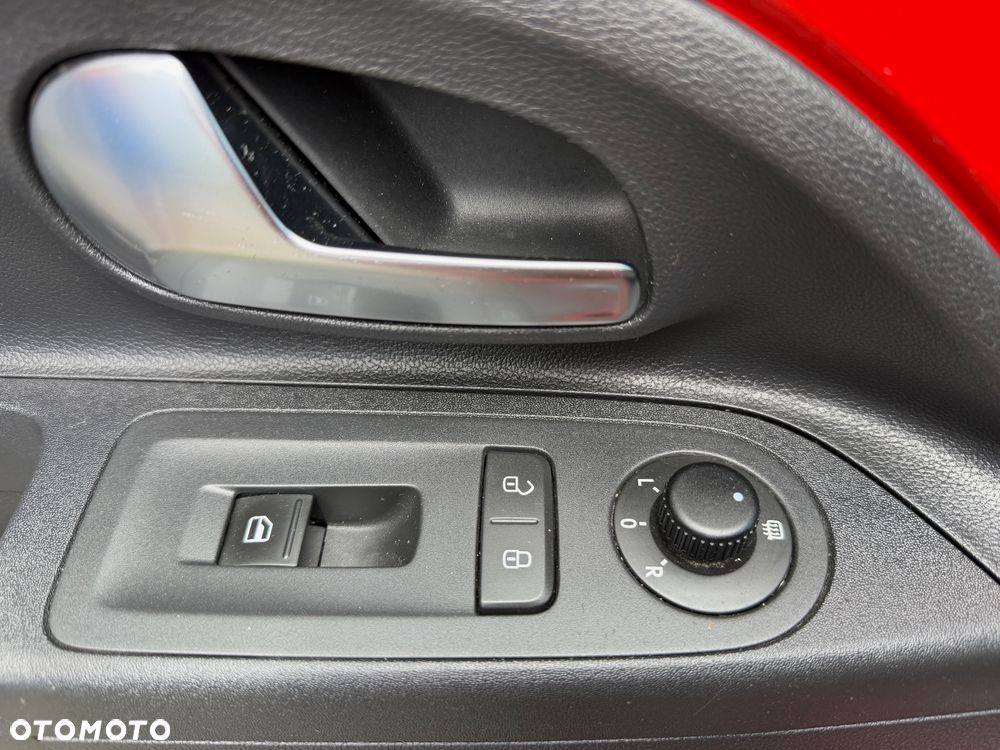 Volkswagen up! 1.0 move - 17