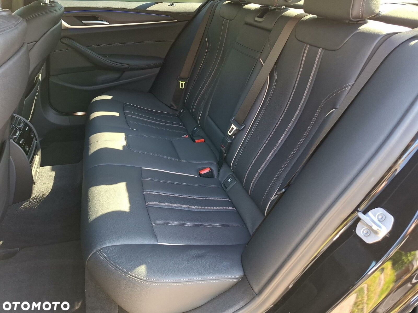 BMW Seria 5 520d xDrive Luxury Line - 16