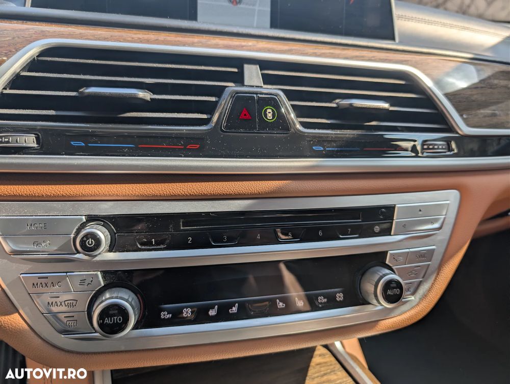BMW Seria 7 750d xDrive - 11
