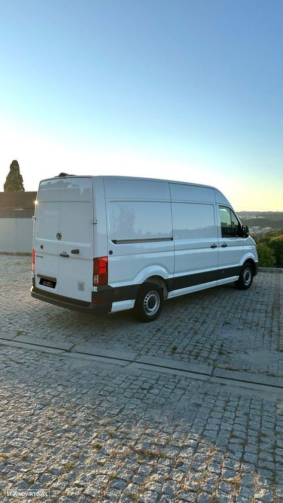 VW Crafter 35 2.0 TDi 140 Medio Tecto Baixo BlueMotion - 5